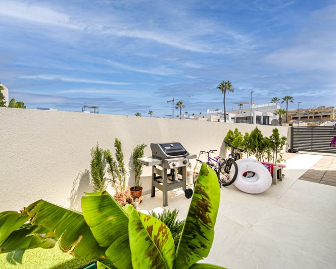 Image No.21-2 Bed Villa for sale