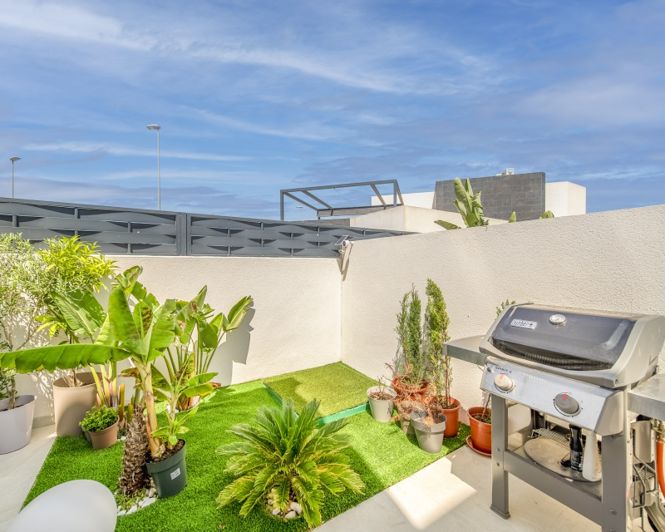 Image No.22-2 Bed Villa for sale