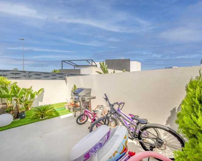 Image No.23-2 Bed Villa for sale