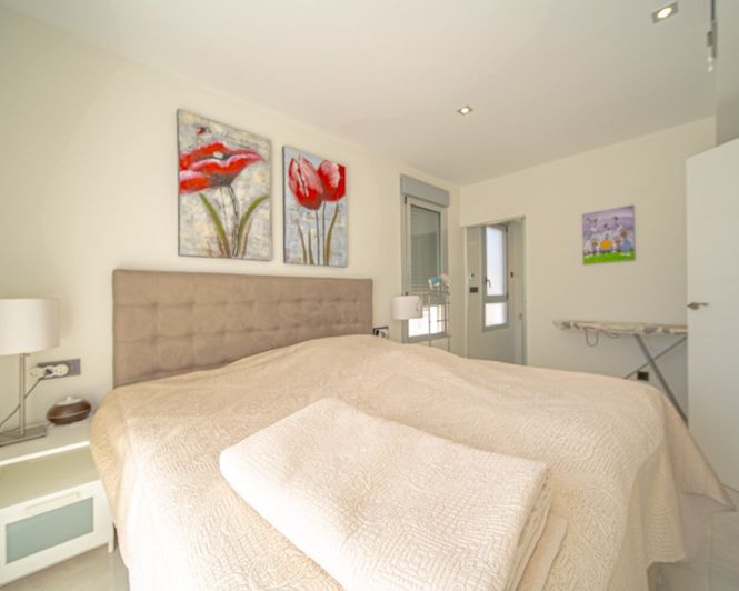 Image No.11-3 Bed Villa for sale