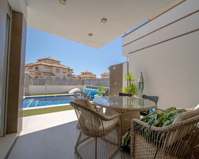 Image No.29-3 Bed Villa for sale