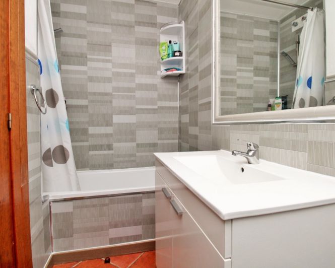 Image No.17-2 Bed Apartment for sale