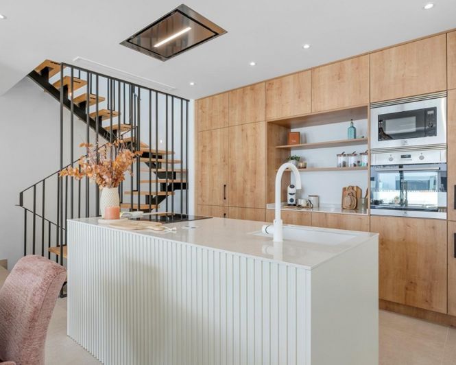 Image No.38-3 Bed Townhouse for sale