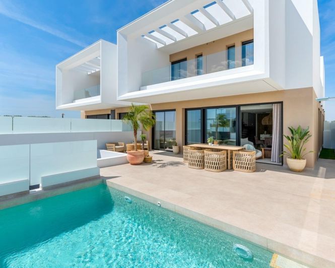 Image No.1-3 Bed Villa for sale