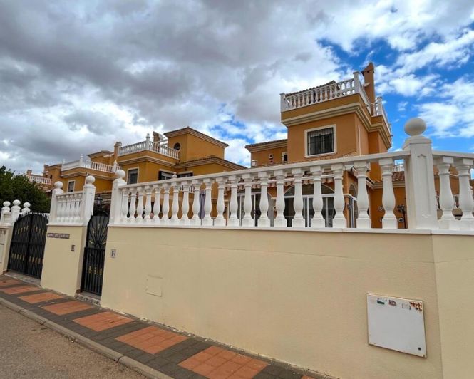 Image No.34-3 Bed Villa for sale