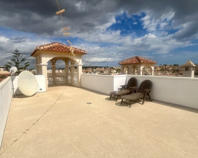 Image No.28-3 Bed Villa for sale