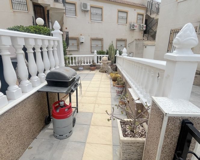 Image No.5-2 Bed Townhouse for sale