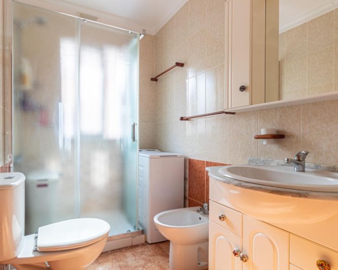 Image No.19-3 Bed Villa for sale