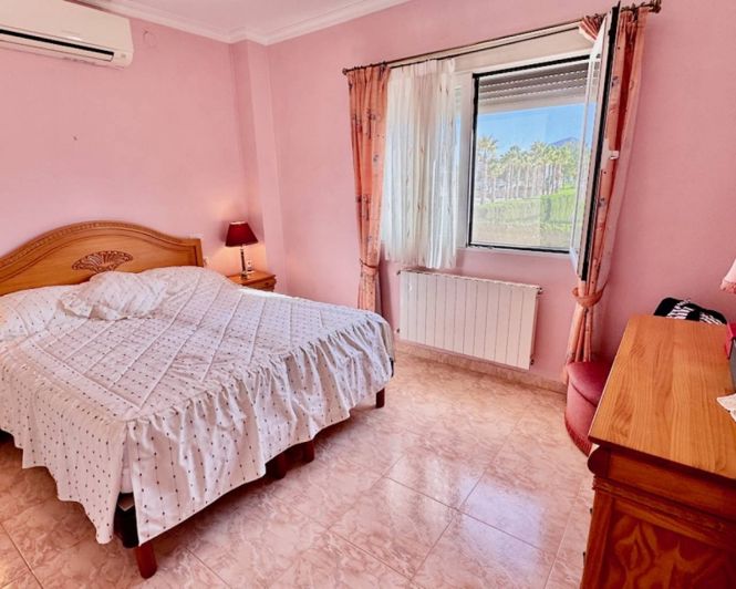 Image No.9-5 Bed Villa for sale