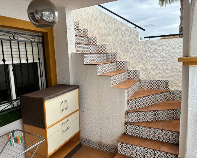 Image No.20-2 Bed Apartment for sale