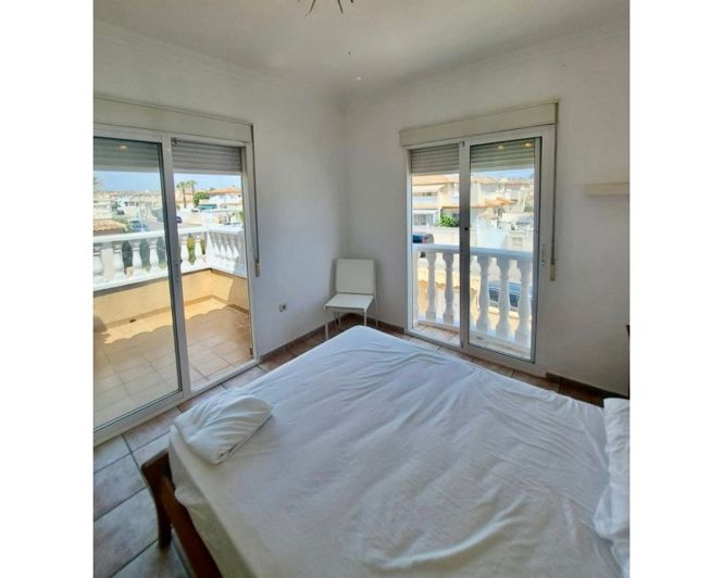 Image No.18-2 Bed Villa for sale