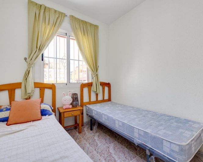 Image No.24-3 Bed Townhouse for sale