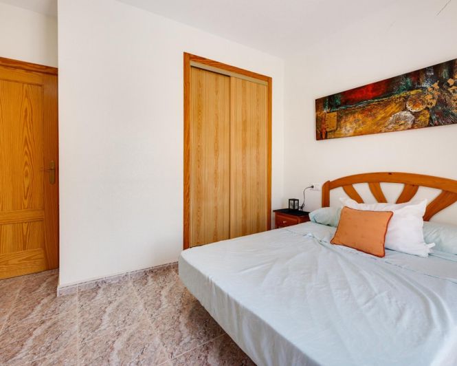 Image No.27-3 Bed Townhouse for sale