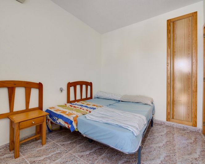 Image No.8-3 Bed Townhouse for sale