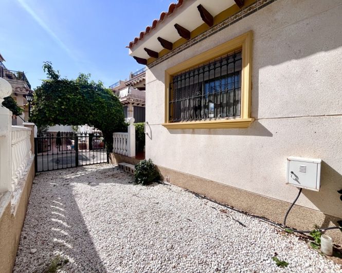 Image No.24-3 Bed Villa for sale