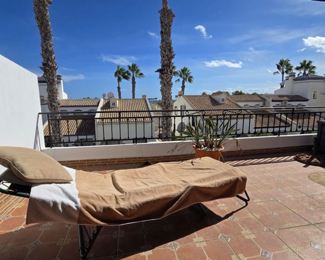 Image No.36-3 Bed Townhouse for sale