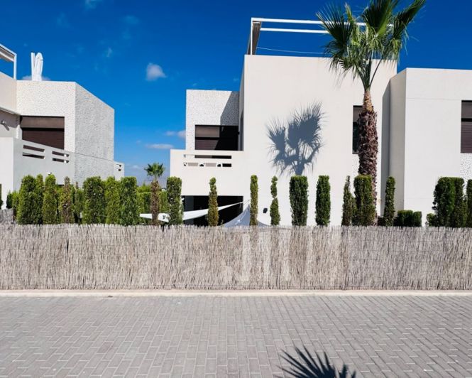 Image No.26-2 Bed Apartment for sale