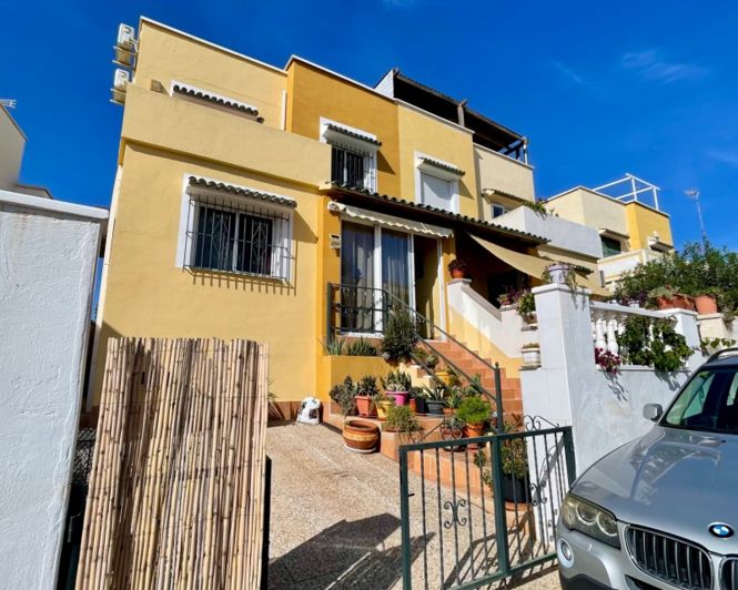 Image No.1-3 Bed Townhouse for sale