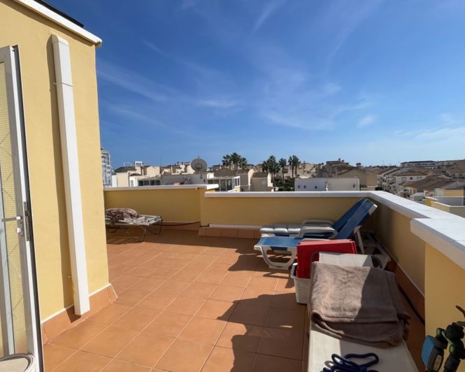 Image No.16-3 Bed Townhouse for sale