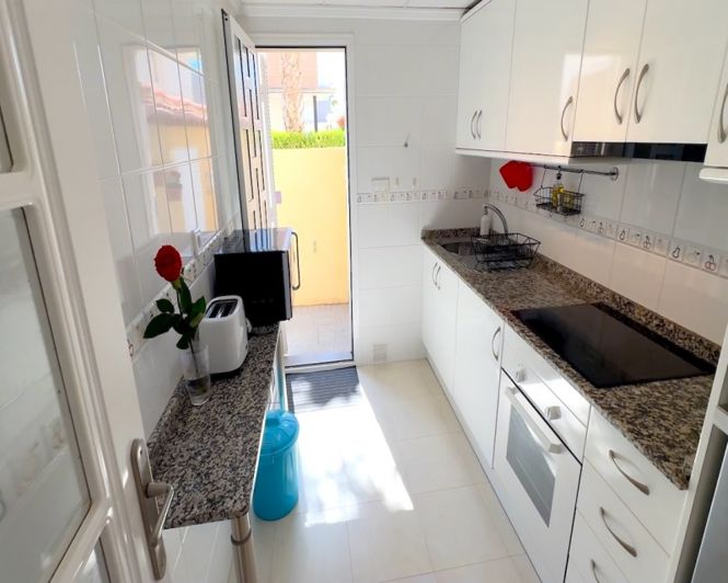 Image No.16-2 Bed Townhouse for sale