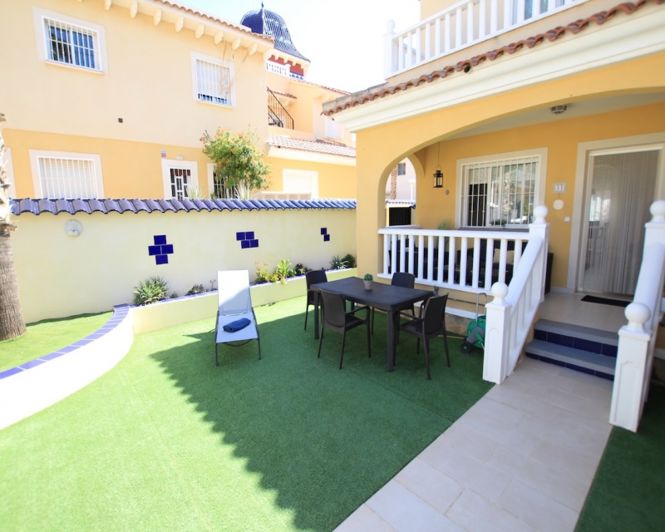 Image No.7-2 Bed Townhouse for sale