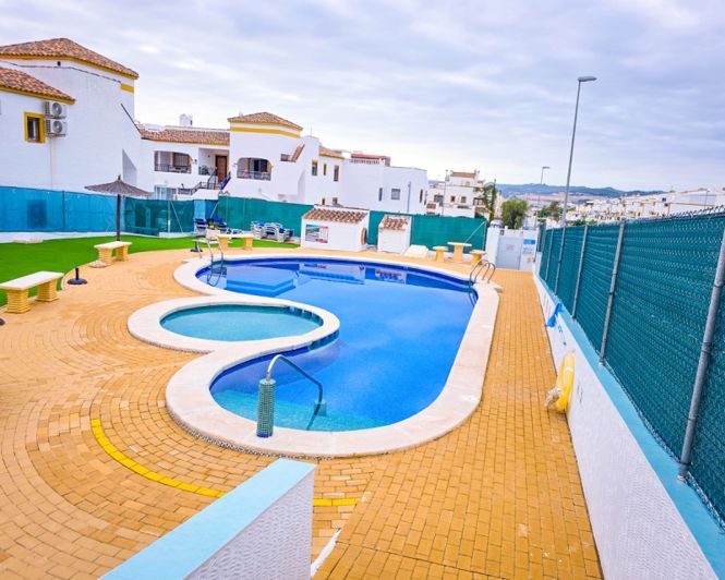 Image No.29-2 Bed Apartment for sale