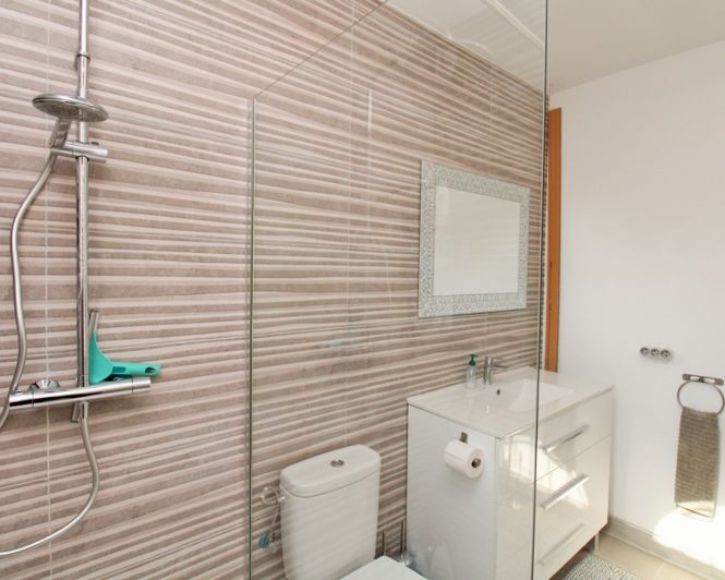 Image No.20-2 Bed Villa for sale