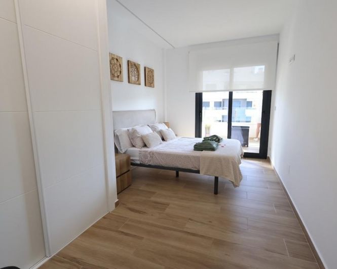 Image No.18-2 Bed Apartment for sale