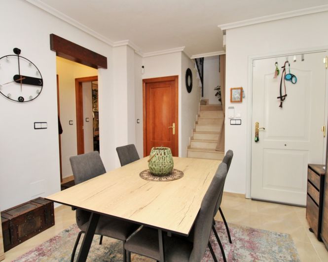 Image No.18-4 Bed Villa for sale