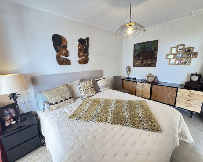 Image No.14-2 Bed Apartment for sale