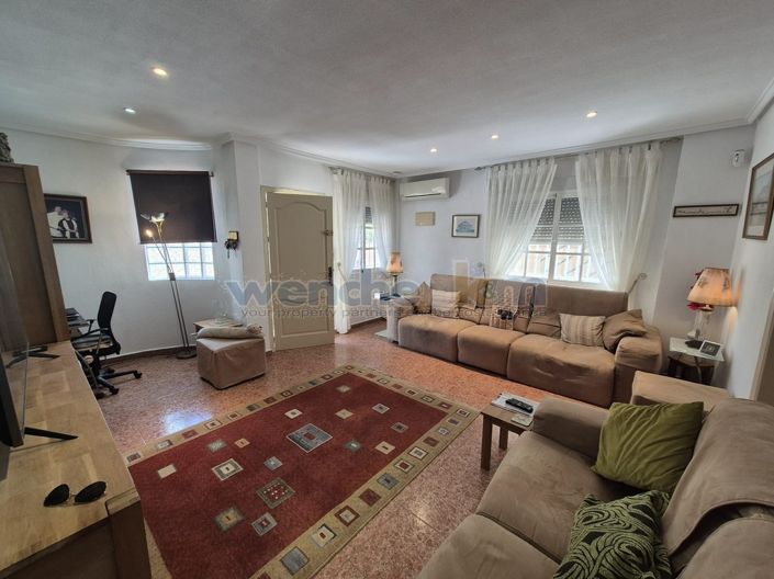 Image No.35-2 Bed Villa for sale