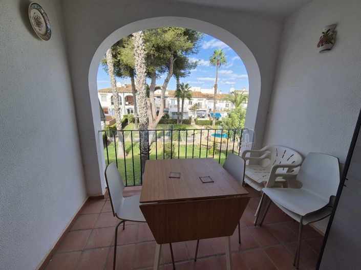 Image No.10-1 Bed Property for sale