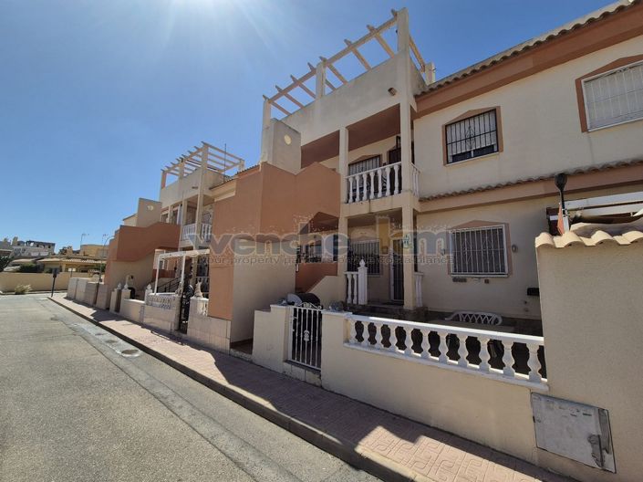 Image No.2-2 Bed Property for sale