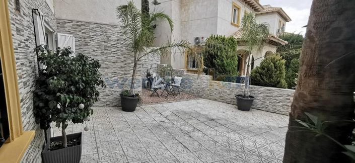 Image No.4-4 Bed Villa for sale