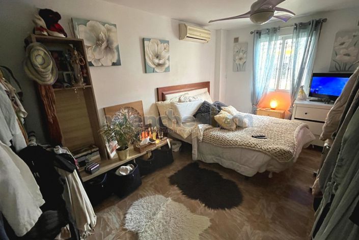 Image No.8-4 Bed Villa for sale