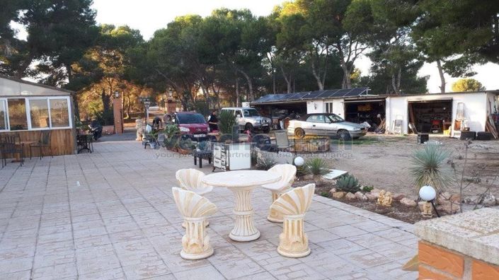 Image No.7-8 Bed Villa for sale