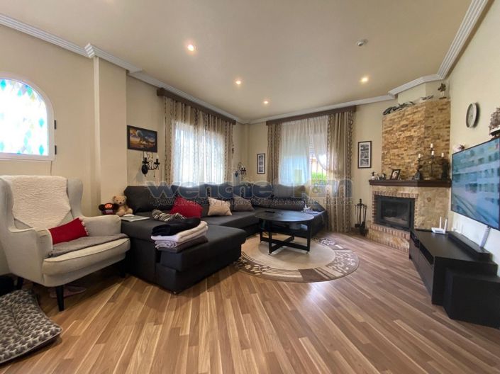 Image No.10-3 Bed Villa for sale