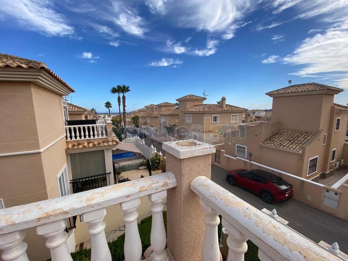 Image No.9-3 Bed Villa for sale