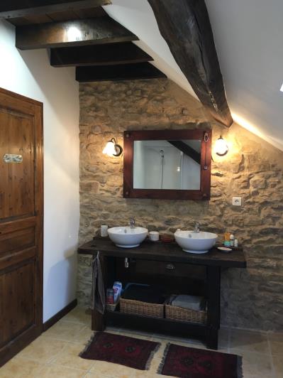 Image No.17-3 Bed Village House for sale