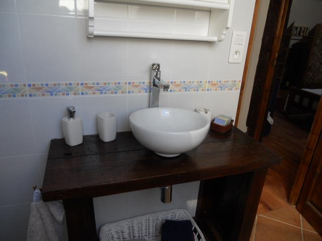 Image No.23-3 Bed Village House for sale