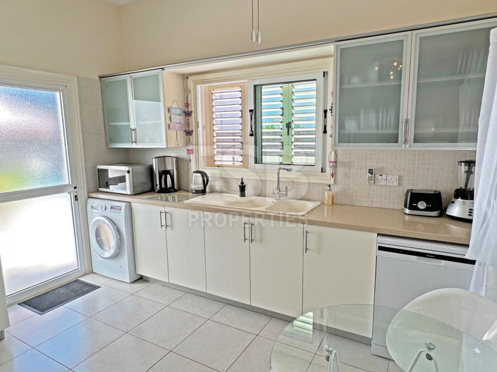 Image No.15-3 Bed Bungalow for sale