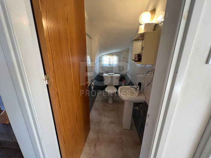 Image No.9-3 Bed Villa for sale