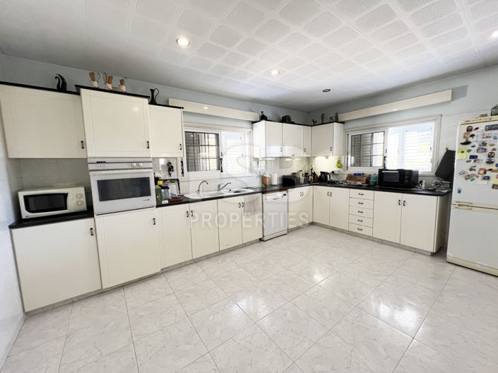 Image No.21-6 Bed Villa for sale