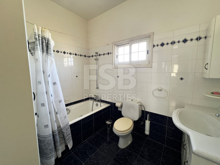 Image No.25-6 Bed Villa for sale