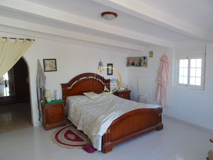 Image No.11-7 Bed Country House for sale