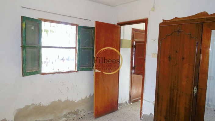 Image No.5-4 Bed Country House for sale