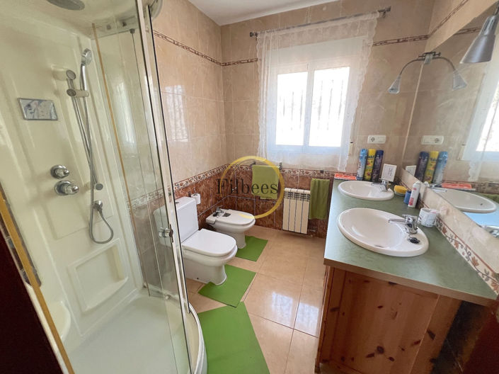 Image No.10-7 Bed Villa for sale