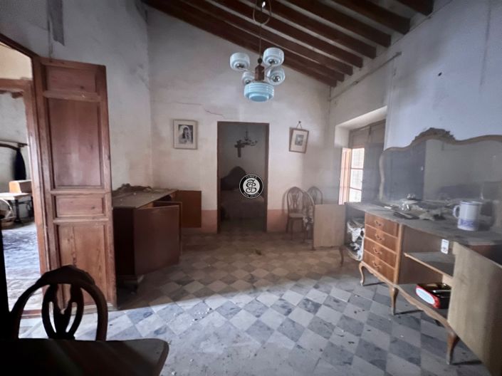 Image No.7-4 Bed Townhouse for sale