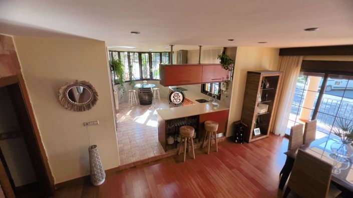 Image No.24-5 Bed Country House for sale