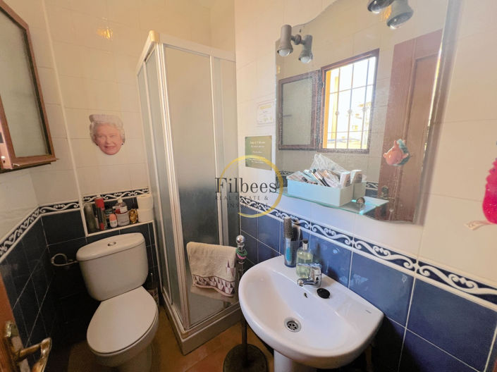 Image No.11-3 Bed House for sale